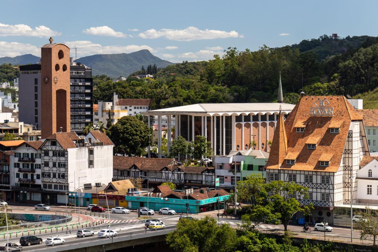 Hotel Blumenau Tower By Castelo Itaipava Exterior foto