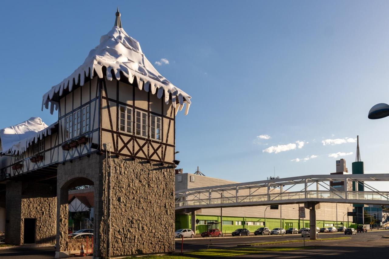 Hotel Blumenau Tower By Castelo Itaipava Exterior foto