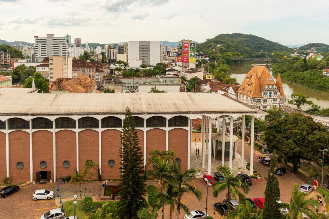 Hotel Blumenau Tower By Castelo Itaipava Exterior foto